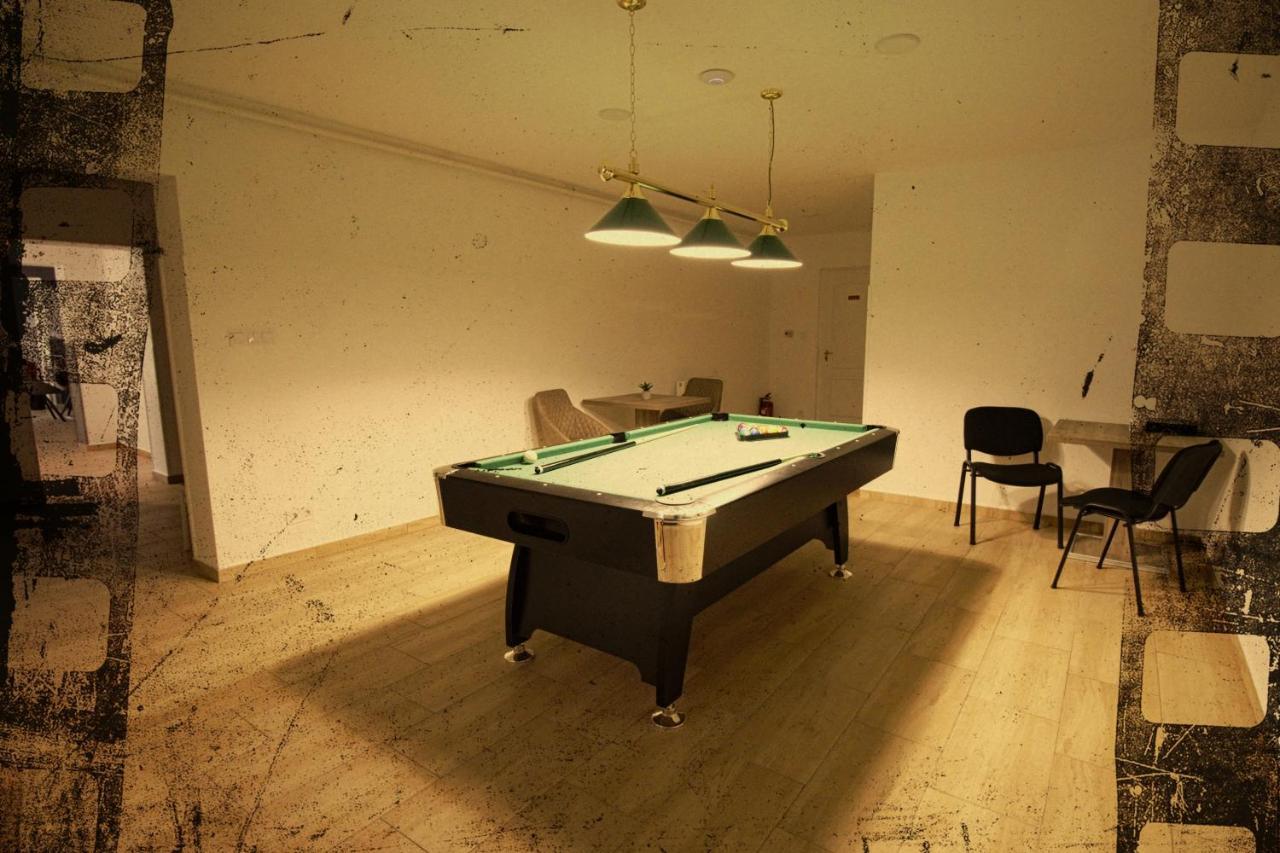 Szitakoeto Panzio Hotel Tiszafured Bagian luar foto